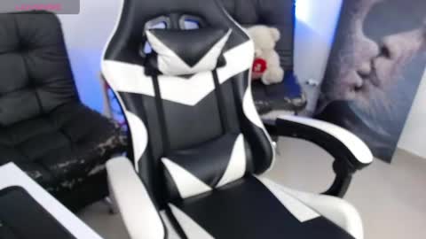 Amelie  online show from 05.01.26
