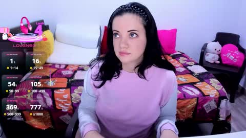 Snapshot of little_angely chatting on 11.22.25 Angely online show from 11.22.25