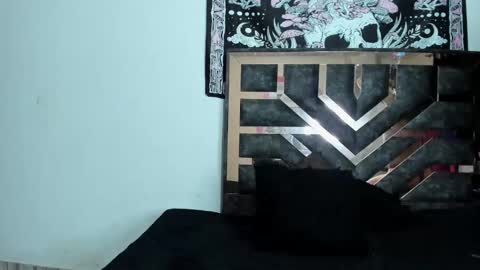 Hi im Cataleya online show from 10.24.25