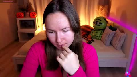 Alexandra online show from 11.05.25