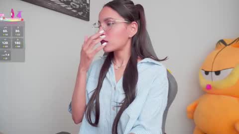 Help me reach 100 likes online show from 10.07.25