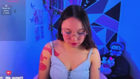 Snapshot of little_emma0 chatting on 04.23.26 Carol online show from 04.23.26