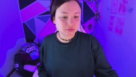 Snapshot of little_emma0 chatting on 05.27.26 Carol online show from 05.27.26