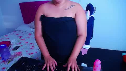 Snapshot of little_flower4you chatting on 12.30.24 mai rojas online show from 12.30.24