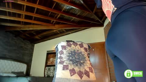 Izzi online show from 04.06.26