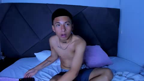 little_kris1 online show from 09.30.25