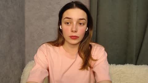 Snapshot of little_mia__ chatting on 12.16.24 Mia Im online every day 1530 PM in New York 2030 PM in London online show from 12.16.24