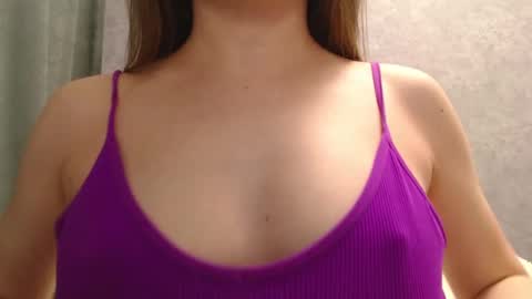 Snapshot of little_mia__ chatting on 02.12.25 Mia Im online every day 1530 PM in New York 2030 PM in London online show from 02.12.25