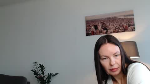 Snapshot of little_nicole_ chatting on 09.09.25 Nicole online show from 09.09.25