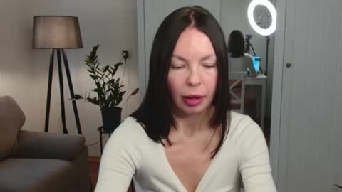 Nicole online show from 11.11.25