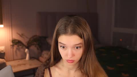 Snapshot of little_poetry chatting on 10.23.25 Kiki online show from 10.23.25