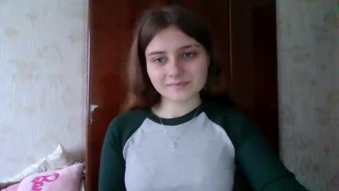 Snapshot of little_shygirl_ chatting on 01.24.25 little_shygirl_ online show from 01.24.25