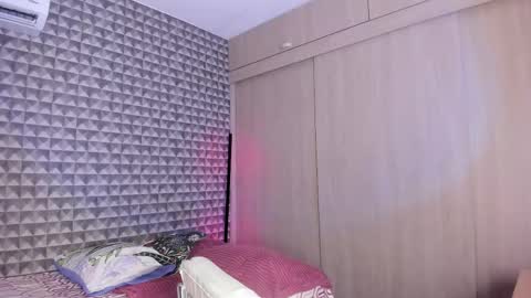 alex online show from 03.25.26