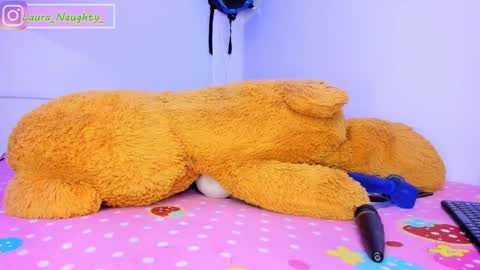 Snapshot of little_tatis chatting on 12.17.24 Im Laura. buy my contentcompra mi contenido offline online show from 12.17.24