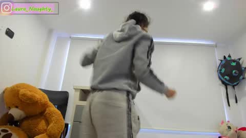 Snapshot of little_tatis chatting on 01.13.25 Im Laura. buy my contentcompra mi contenido offline online show from 01.13.25