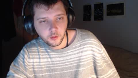 littlealien7 online show from 09.22.25