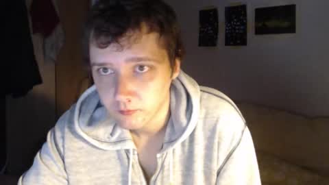 littlealien7 online show from 10.18.25