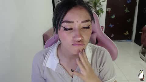 Snapshot of littleangelx_m chatting on 11.13.25 Daniela online show from 11.13.25