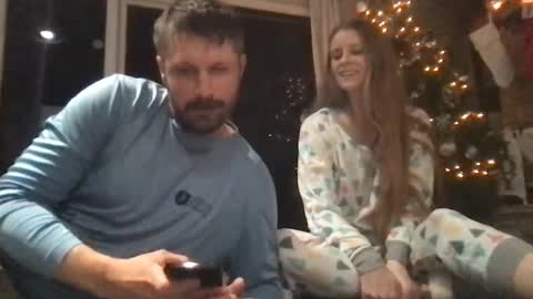 Snapshot of littleash33 chatting on 12.21.24 littleash33 online show from 12.21.24