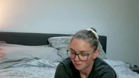 Snapshot of littleb00b00 chatting on 09.14.25 Little Boo online show from 09.14.25