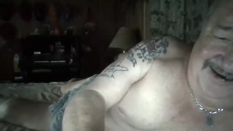 Snapshot of littled83057 chatting on 10.08.25 Littled83057 online show from 10.08.25