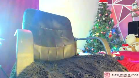 Snapshot of littledoll__ chatting on 12.30.24          --- Onlyfans Free --  online show from 12.30.24