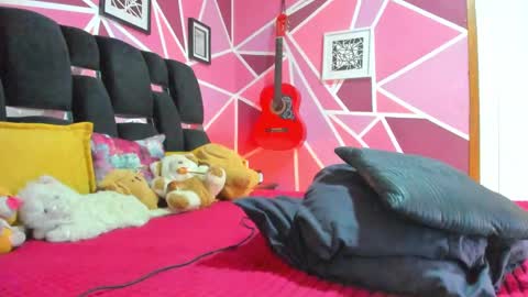 Snapshot of littledoll__ chatting on 02.01.25          --- Onlyfans Free --  online show from 02.01.25