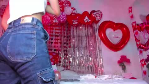 littlee_emma_ online show from 02.15.25