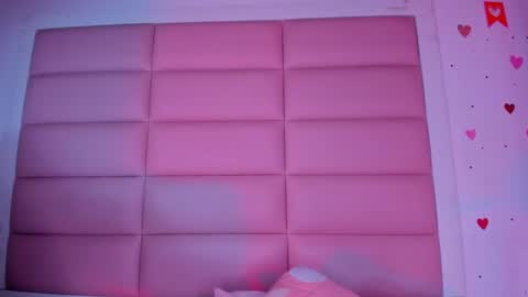 littlee_emma_ online show from 10.19.25