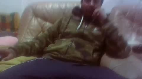 Snapshot of littleindiancock4girls chatting on 12.20.25 littlekiki online show from 12.20.25