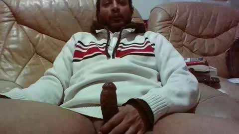 Snapshot of littleindiancock4girls chatting on 01.10.26 littlekiki online show from 01.10.26