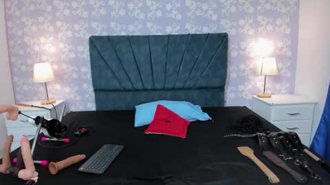 Litllekloe online show from 10.14.25