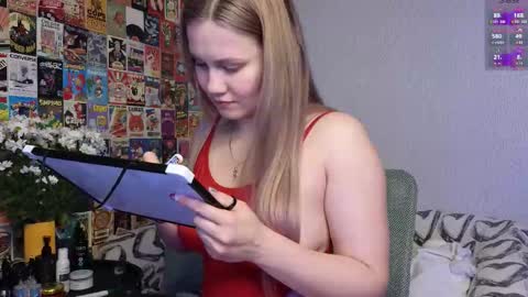 Snapshot of littleleen chatting on 02.01.26 LillleLinn online show from 02.01.26