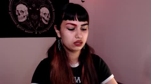 Snapshot of littleluciferrr chatting on 11.04.25 Lucifer online show from 11.04.25