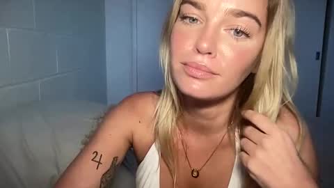 Marciabrady online show from 03.03.25