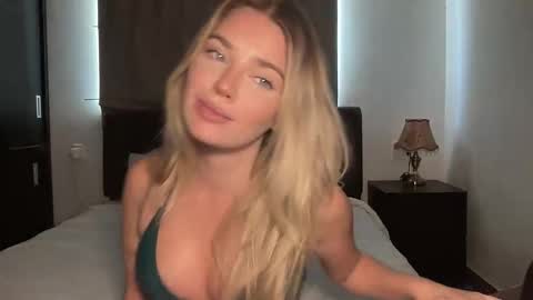 Marciabrady online show from 11.08.25