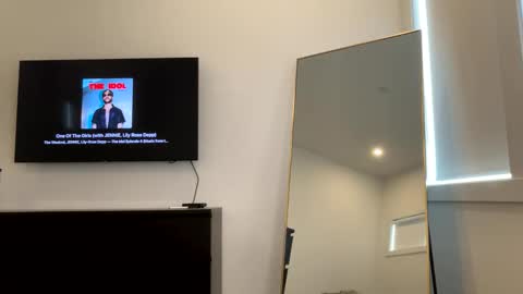 Snapshot of littlemissmia222 chatting on 02.03.25 Mia online show from 02.03.25