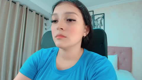 Sarahs Room online show from 07.07.26