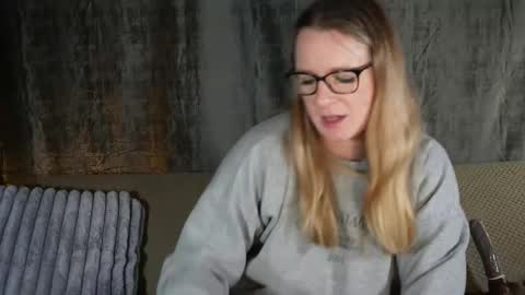 littleprincess92 online show from 02.12.25