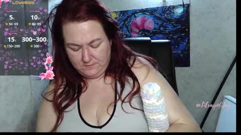 Snapshot of littlerayofjay chatting on 12.04.25 Jay online show from 12.04.25