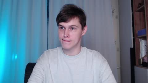 Snapshot of littlesadcabbage chatting on 12.18.24 Sonnenschein online show from 12.18.24