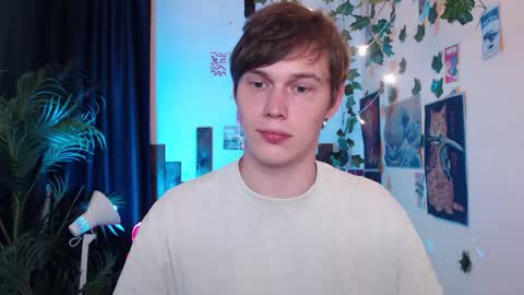 Snapshot of littlesadcabbage chatting on 09.15.25 Sonnenschein online show from 09.15.25