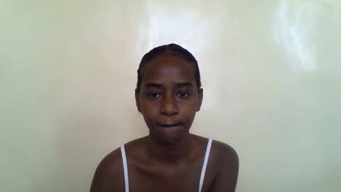 littlesandie online show from 10.29.25