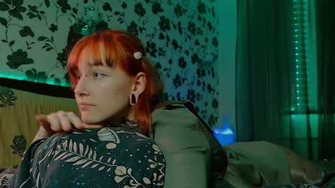 Niki  free tg channel with some photos gifs and info about streams  online show from 01.15.25