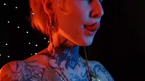 Niki  free tg channel with some photos gifs and info about streams  online show from 02.10.25