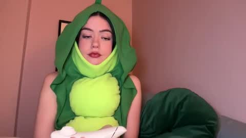 Little Sugar Pea  online show from 01.08.25