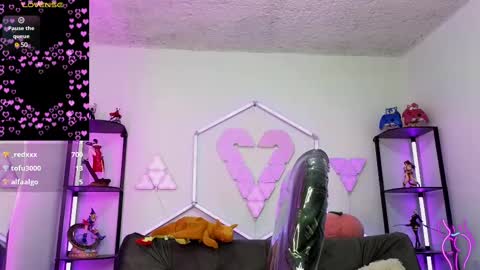 littlevixen18 online show from 02.27.25