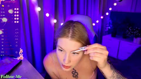 Liv 3 online show from 02.13.25