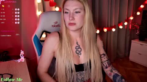 Liv 3 online show from 02.15.25