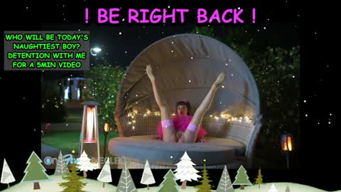 Snapshot of livecleo chatting on 12.24.24 Cleo Patra - online show from 12.24.24